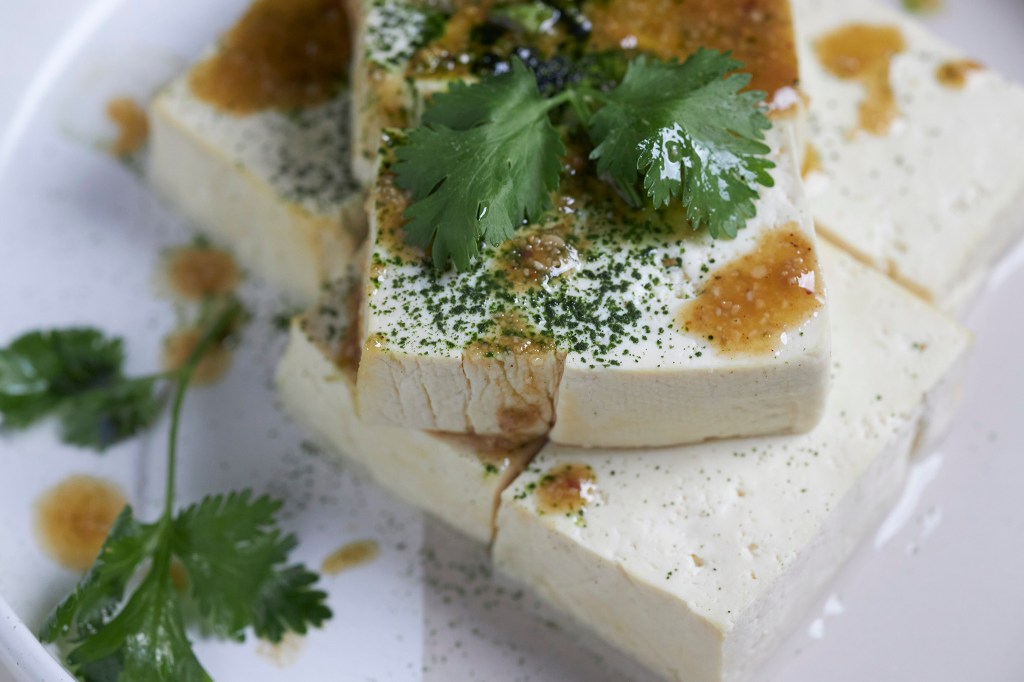 Tofu Dish With Peanut Sesame Oil: The Simplest And Purist Chinese&nbsp;Flavor
